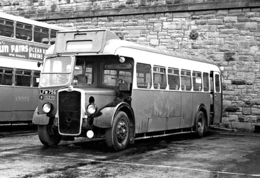  Bristol LL6B ECW (B39R) 1950 года  (фото 1 из 2)